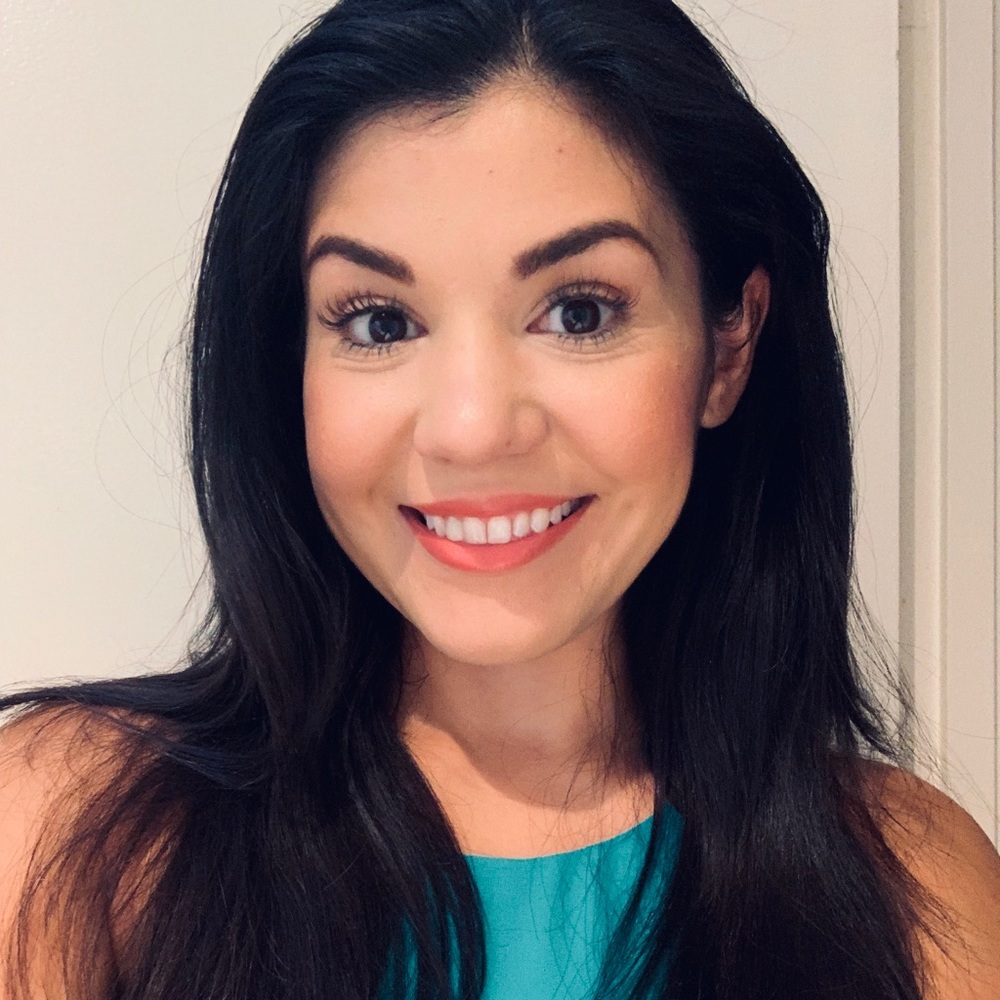 Meet your Posher, Alicia